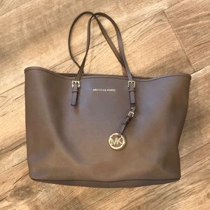 Michael Kors tote